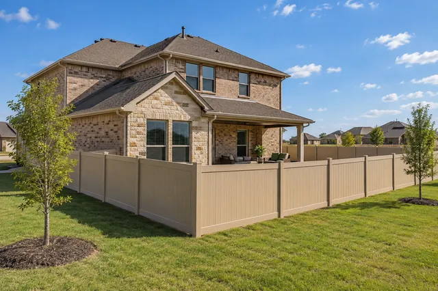 Vinyl Fences
