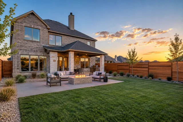 A modern look for patios and newer homes.